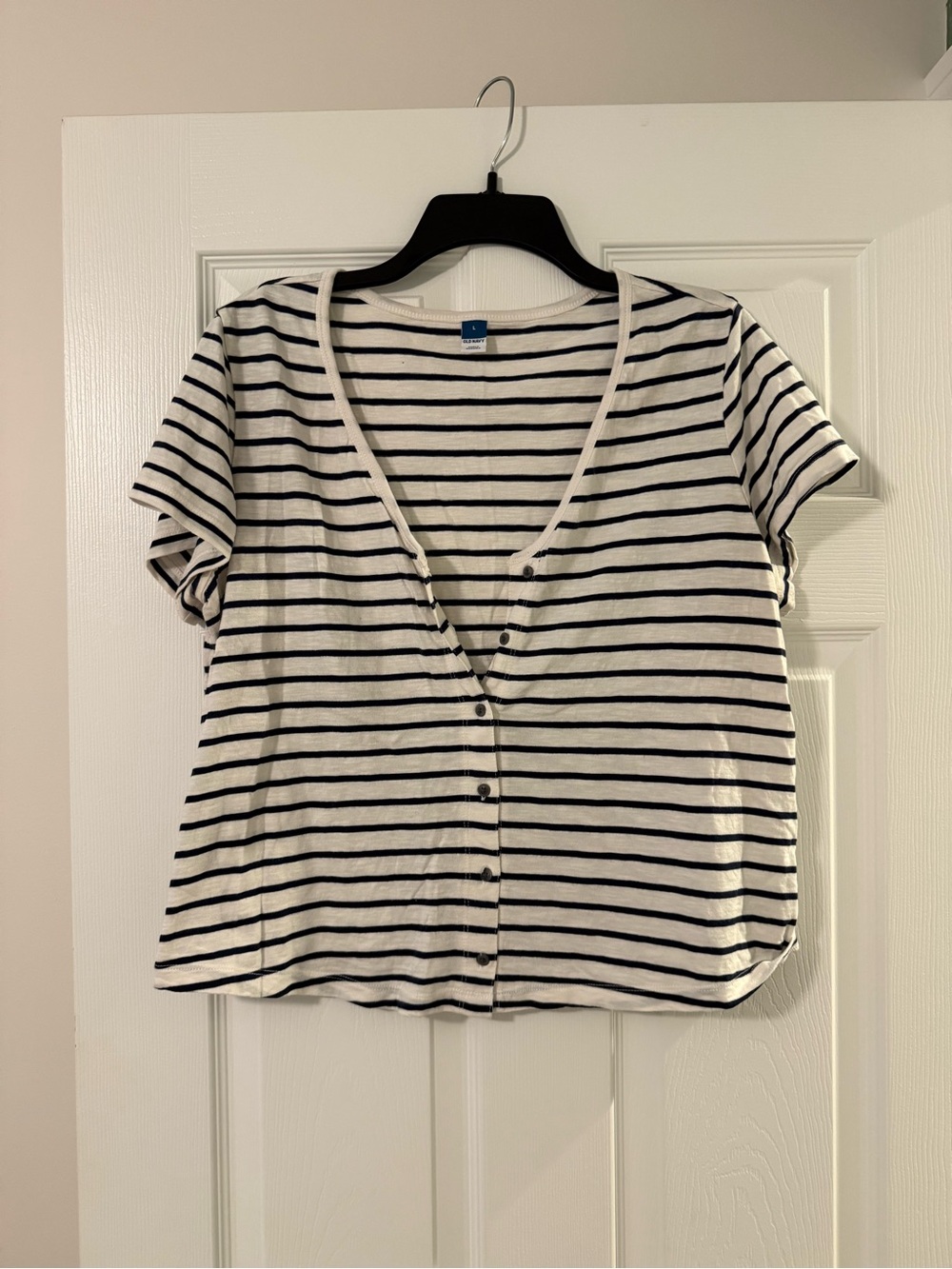 Old Navy Women’s Striped Shirt with Buttons Size Large